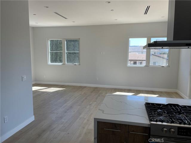 361 Myrtle Street Unit 201, Glendale, California 91203