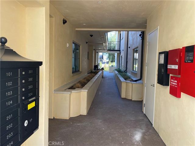 361 Myrtle Street Unit 201, Glendale, California 91203