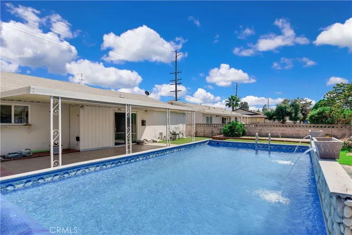 28025 Murrieta Road, Menifee, California 92586