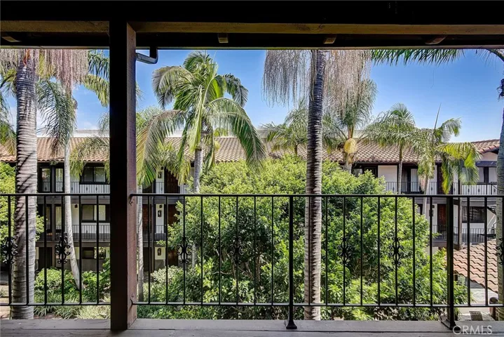 17200 Newhope Street Unit 331, Fountain Valley, California 92708