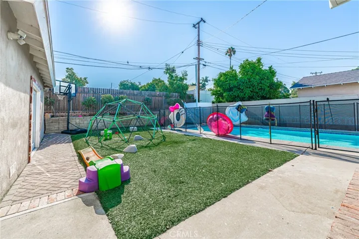1002 S Hillward Avenue, West Covina, California 91791