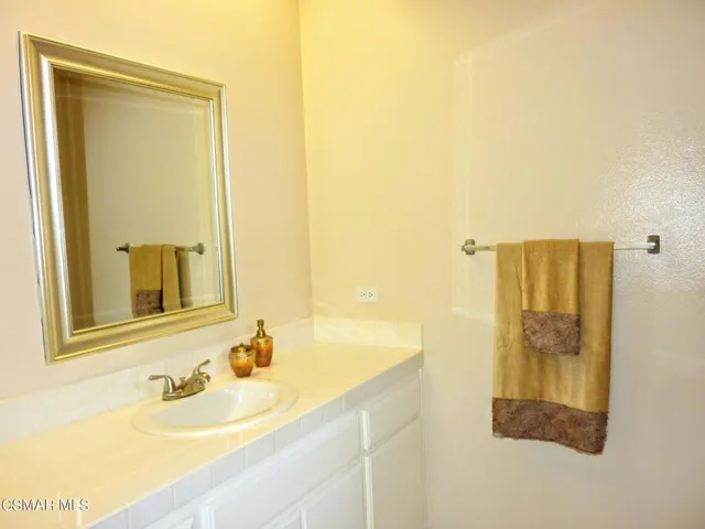 Main Full Bath