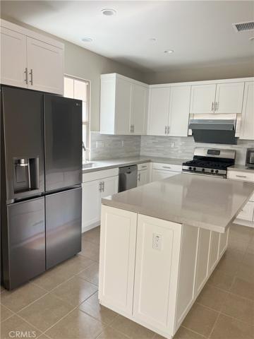 137 Tubeflower, Irvine, California 92618