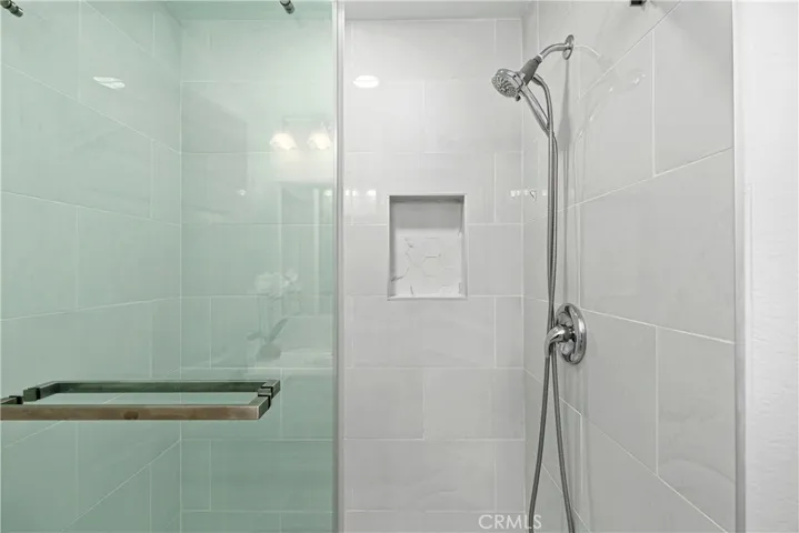 Upstairs Bath 2