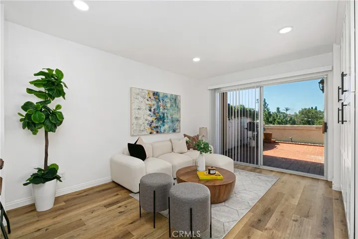 Cozy Living Area off Kitchen