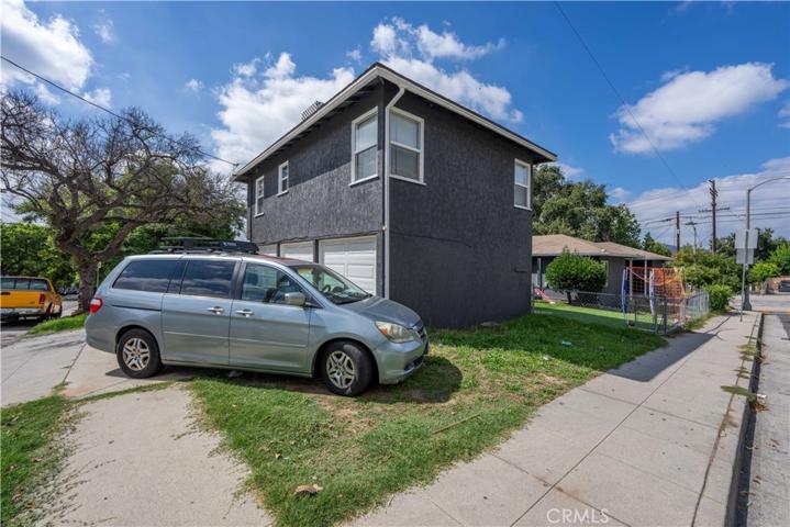 112 Grandview Street, Pasadena, California 91103