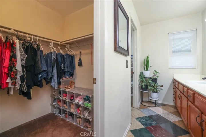 11364 Parkridge Drive, Fontana, California 92337