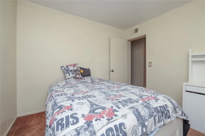 11364 Parkridge Drive, Fontana, California 92337