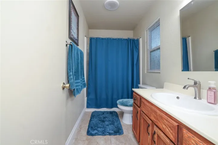 11364 Parkridge Drive, Fontana, California 92337