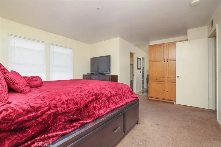 11364 Parkridge Drive, Fontana, California 92337