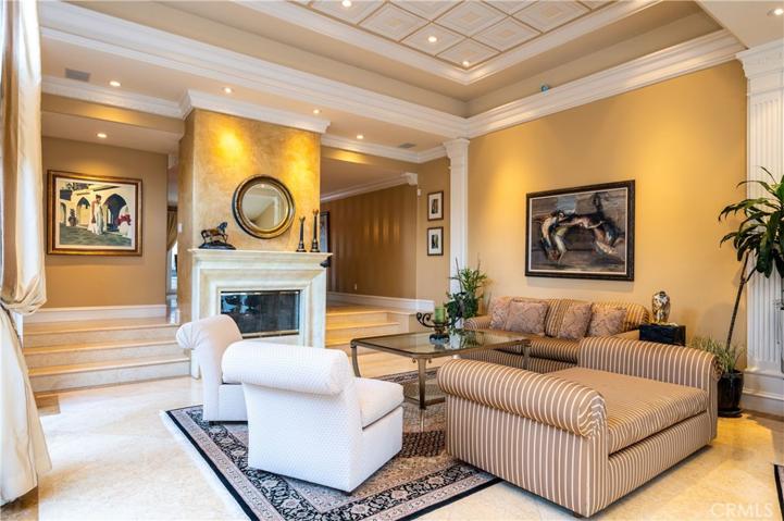 3217 Dora Verdugo Drive, Glendale, California 91208