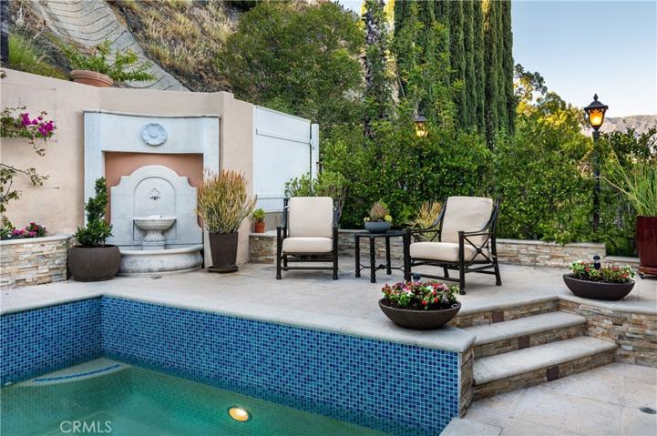 3217 Dora Verdugo Drive, Glendale, California 91208