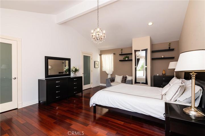 3217 Dora Verdugo Drive, Glendale, California 91208