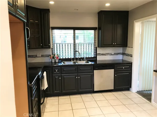 19648 Castellana, Yorba Linda, California 92886