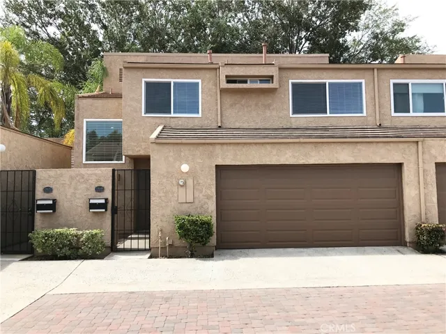 19648 Castellana, Yorba Linda, California 92886
