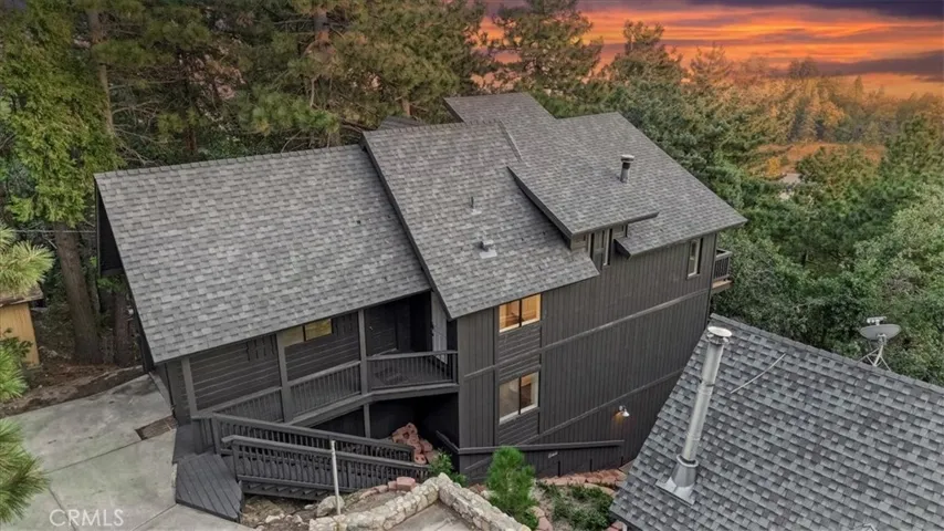 1136 Scenic Way, Rimforest, California 92378