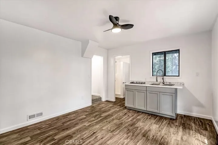 Studio unit