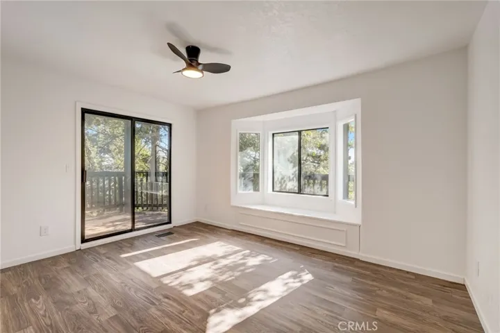 1136 Scenic Way, Rimforest, California 92378