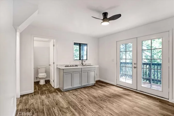 Studio unit