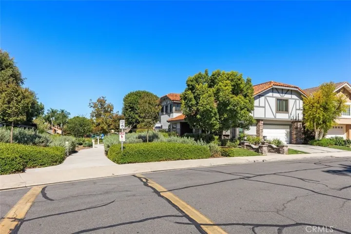 5 Vispera, Irvine, California 92620