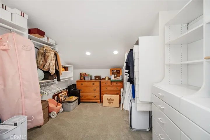and has added giant walk-in closet.