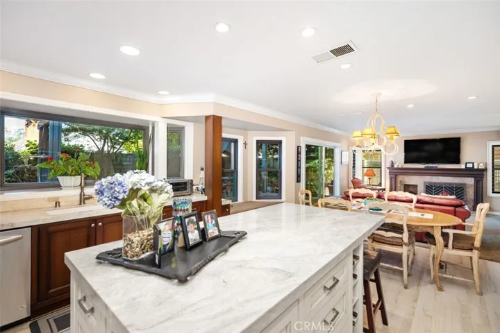 5 Vispera, Irvine, California 92620