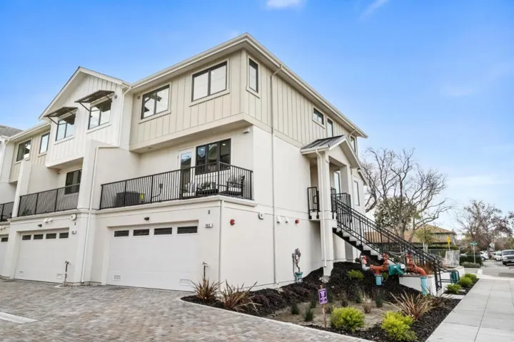 906 Adams St., Redwood City, California 94061