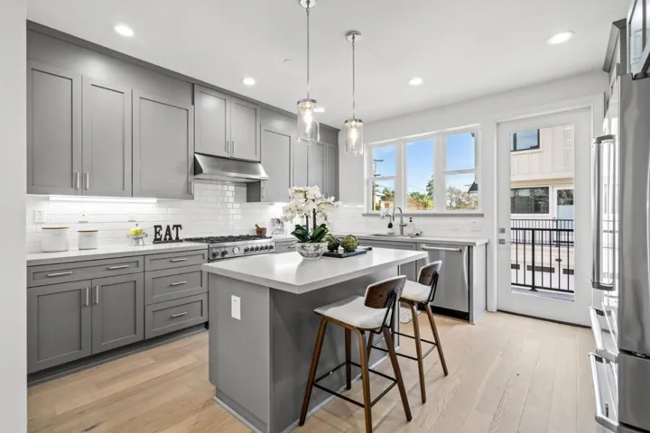 906 Adams St., Redwood City, California 94061