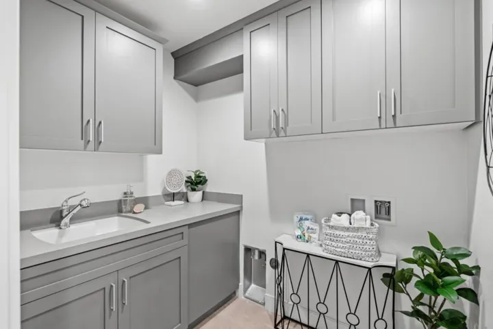 906 Adams St., Redwood City, California 94061