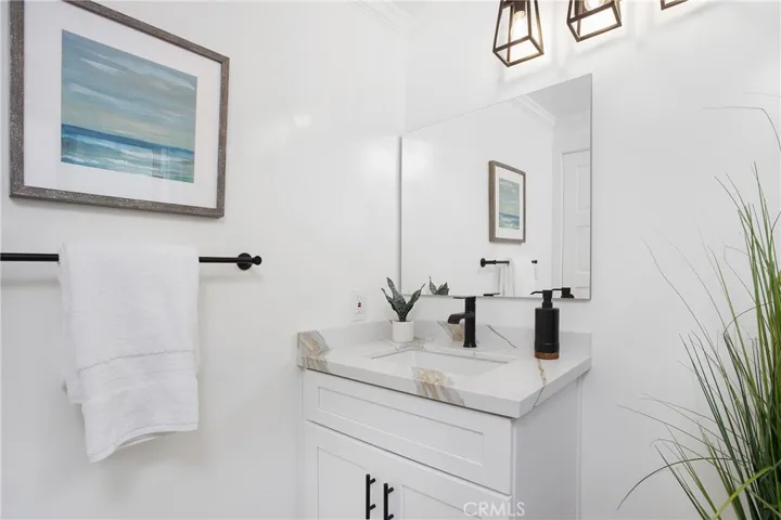 9959 Dahlia Circle, Fountain Valley, California 92708