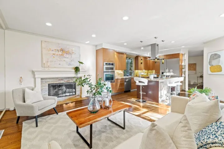 628 Lakeview Way, Redwood City, California 94062