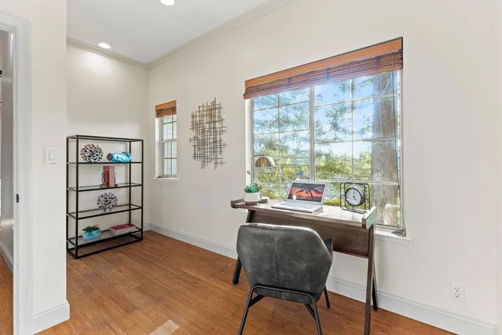 628 Lakeview Way, Redwood City, California 94062