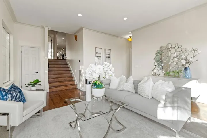 628 Lakeview Way, Redwood City, California 94062