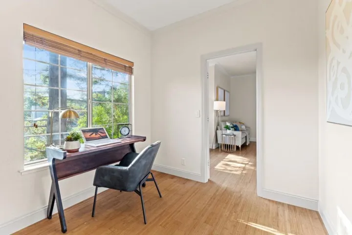 628 Lakeview Way, Redwood City, California 94062