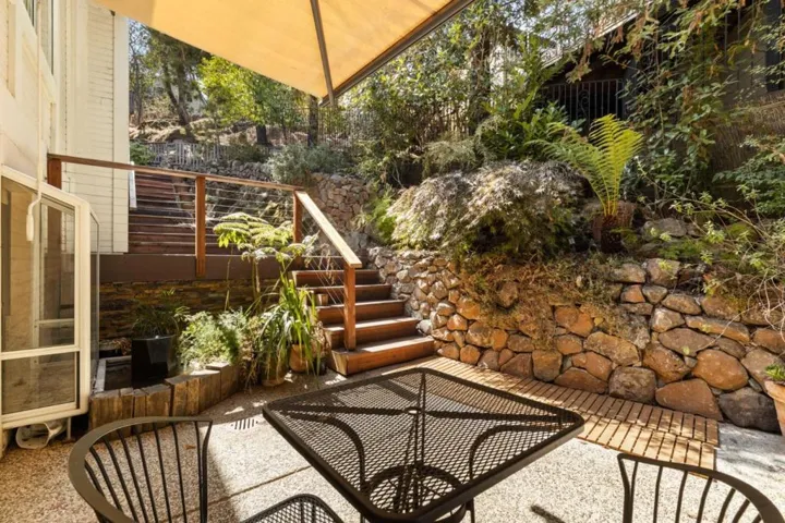 628 Lakeview Way, Redwood City, California 94062