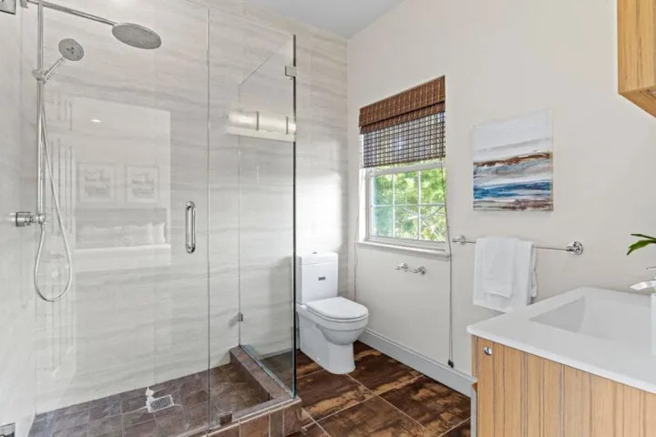 628 Lakeview Way, Redwood City, California 94062