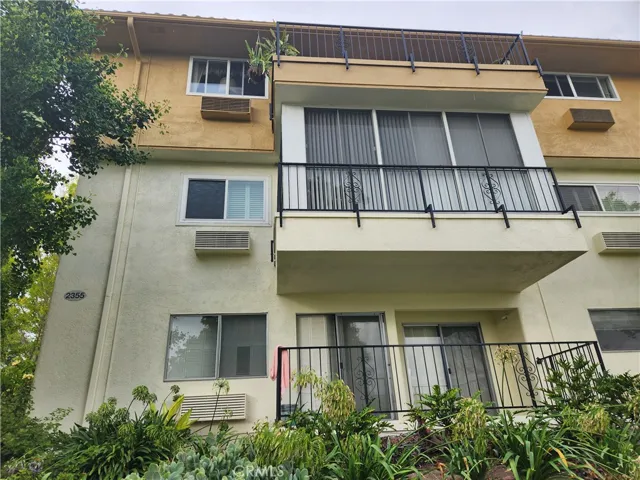 2355 Via Mariposa W Unit 1H, Laguna Woods, California 92637