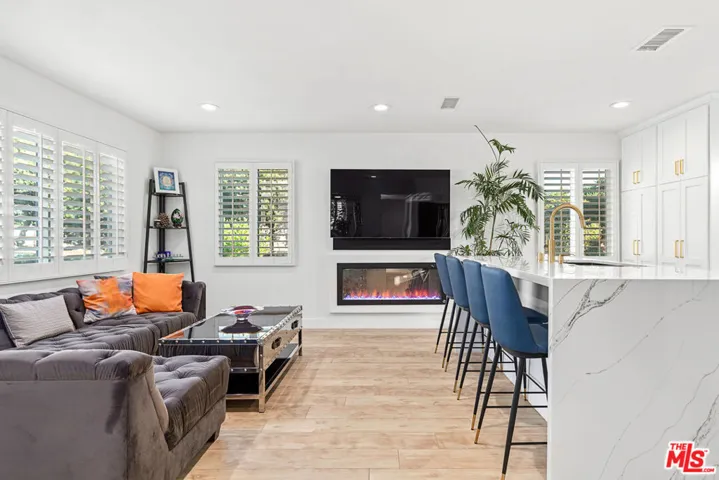 12017 Culver Drive, Culver City, California 90230
