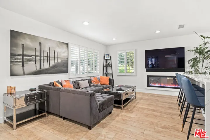 12017 Culver Drive, Culver City, California 90230