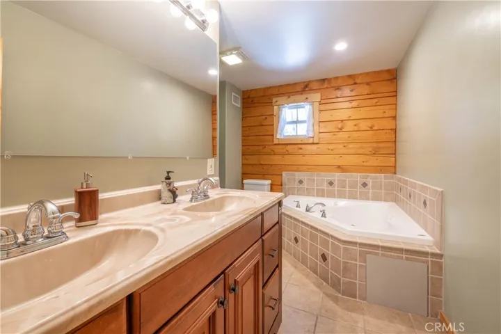 1129 Gold Mountain Drive, Big Bear City, California 92314
