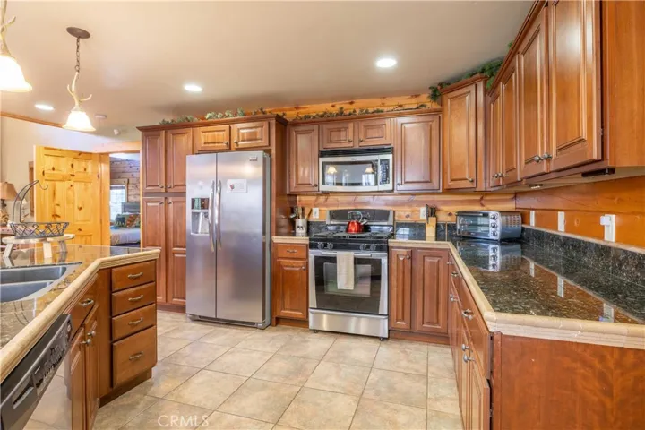 1129 Gold Mountain Drive, Big Bear City, California 92314