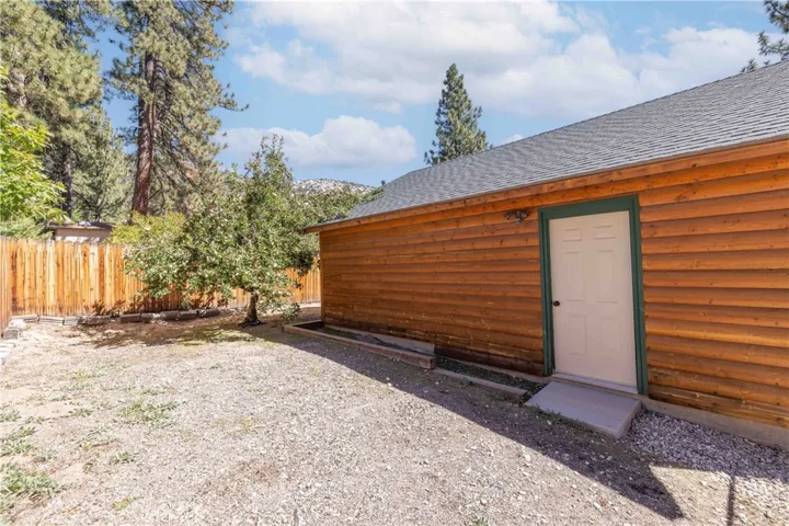 1129 Gold Mountain Drive, Big Bear City, California 92314