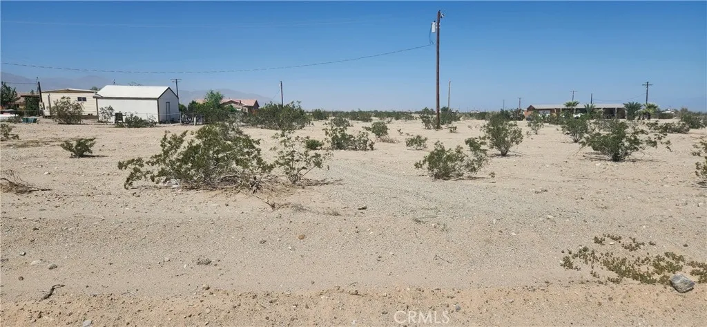 1316 Glendale Avenue, Thermal, California 92274