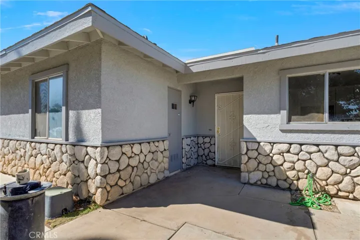 7654 I Avenue, Hesperia, California 92345