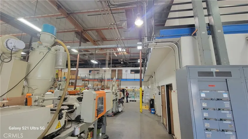 6510 Box Springs Boulevard, Riverside, California 92507