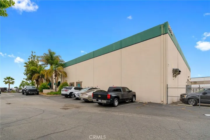 6510 Box Springs Boulevard, Riverside, California 92507