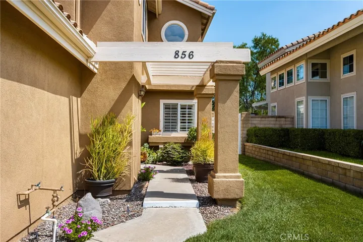 856 S Wildflower Lane, Anaheim Hills, California 92808