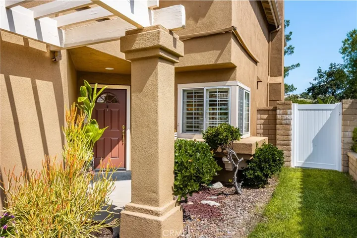 856 S Wildflower Lane, Anaheim Hills, California 92808