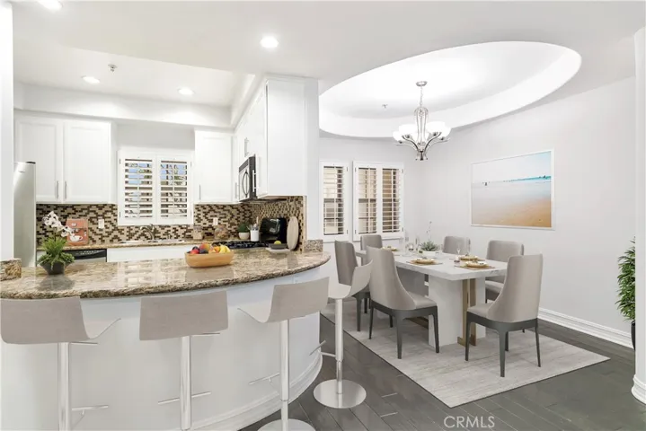 Dining Area and Breakfast Nook