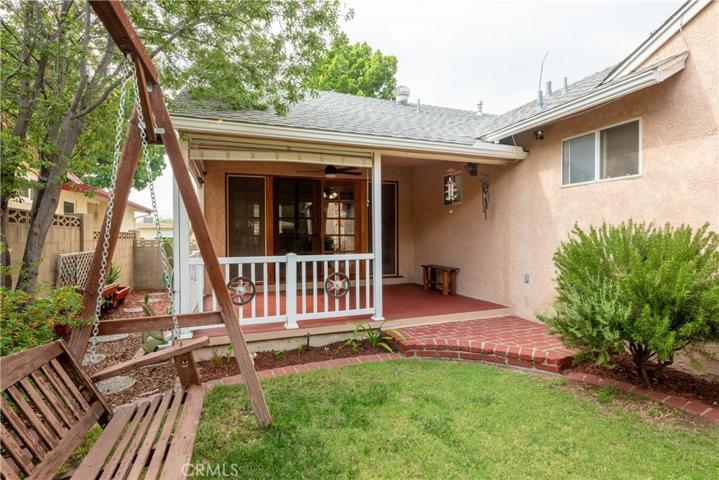 10844 Casanes Avenue, Downey, California 90241